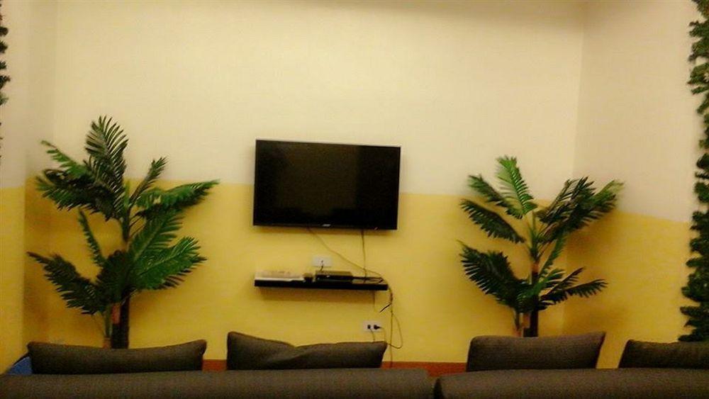 Hostellery Manila Bagian luar foto