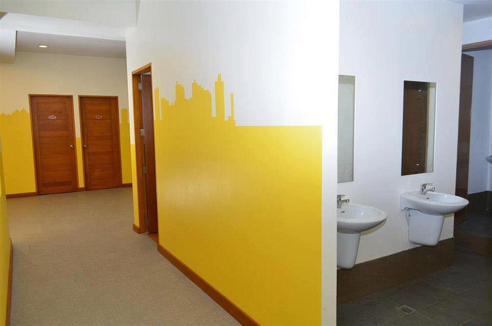 Hostellery Manila Bagian luar foto