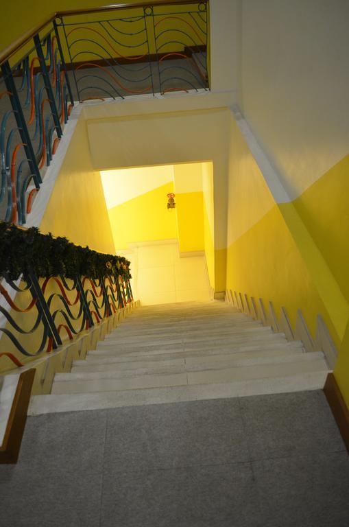 Hostellery Manila Bagian luar foto
