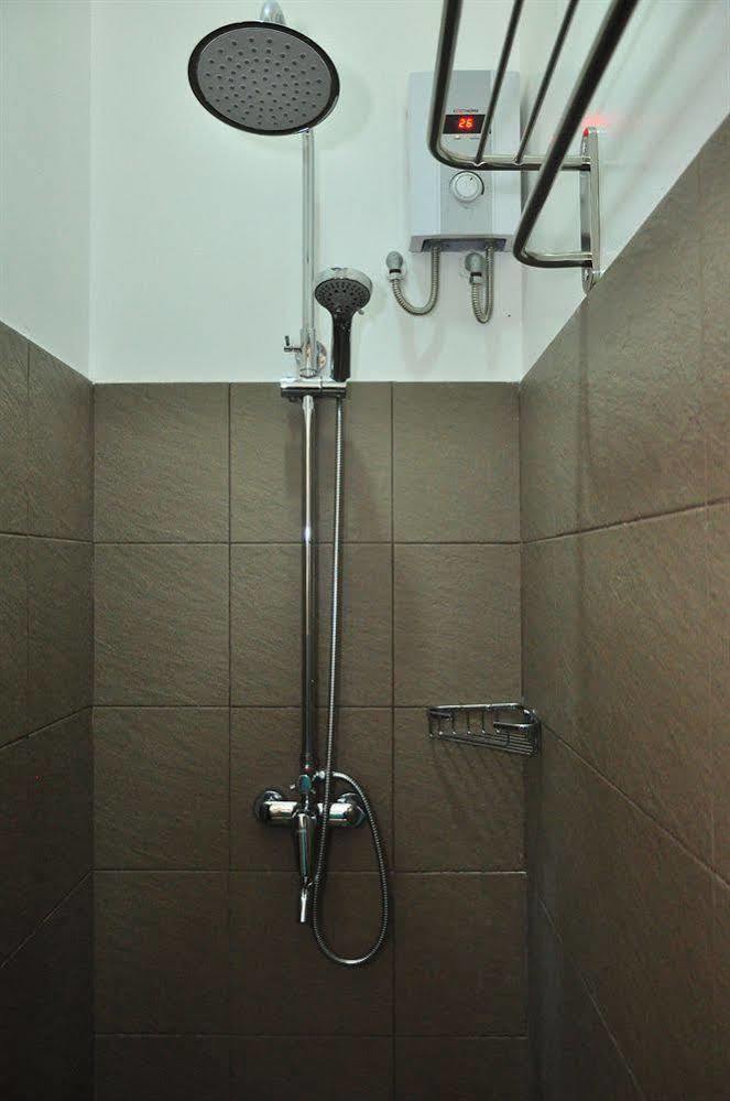 Hostellery Manila Bagian luar foto